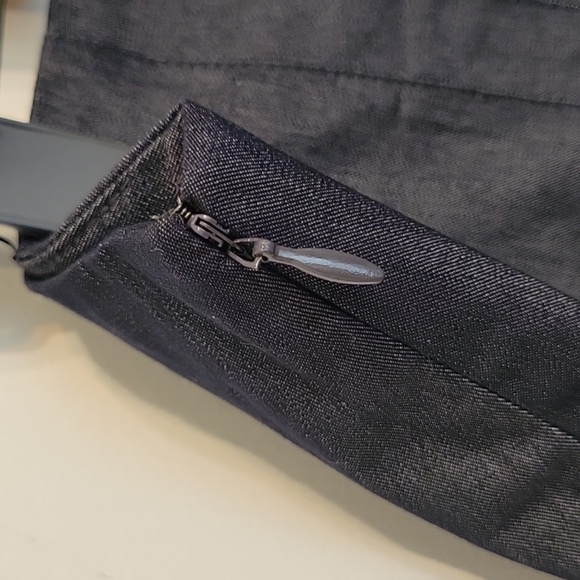 Body by Victoria Secrets mini skirt - Picture 5 of 6